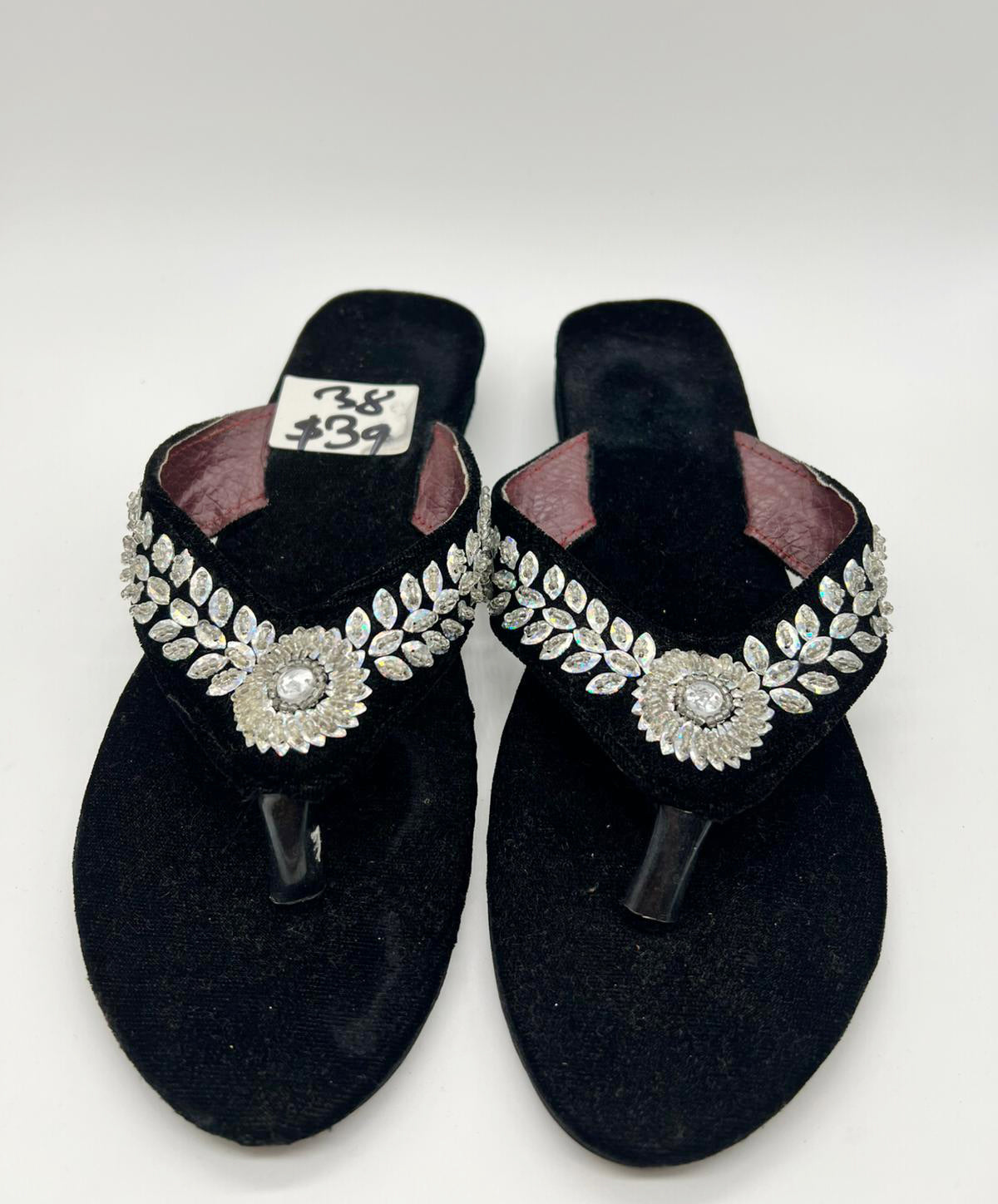 Nepali Handmade Embroidered Velvet Slipper